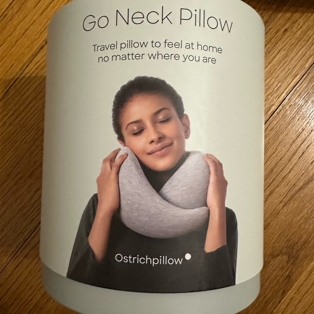 Ostrichpillow Go Neck Travel Pillow NIB